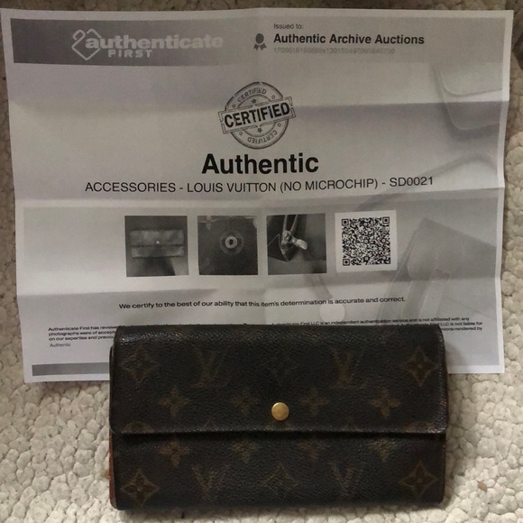 Vintage LOUIS VUITTONMonogram Sarah Wallet AS IS with free...